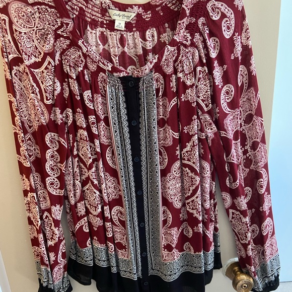 Lucky Brand Med lightweight blouse - Picture 2 of 4